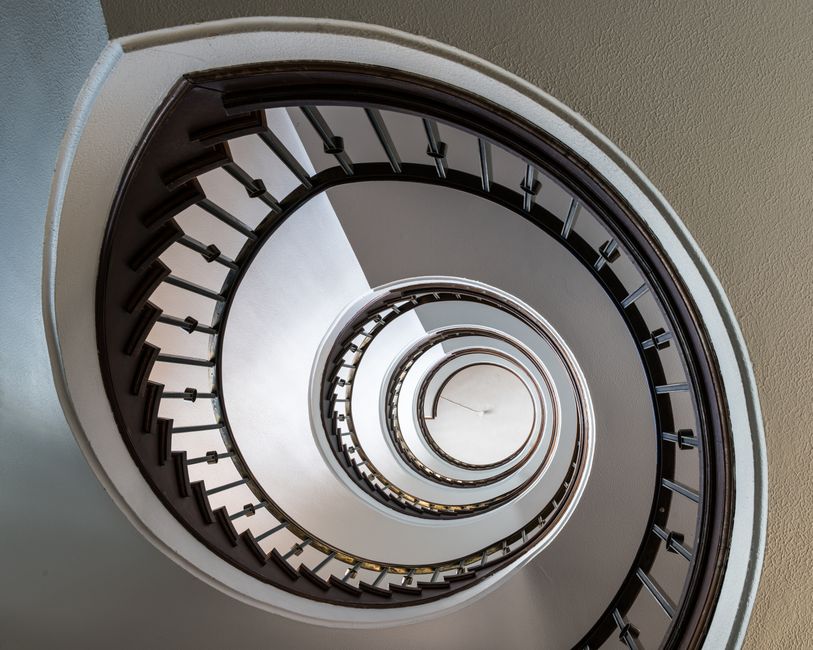 monte-escalier à Mouleydier